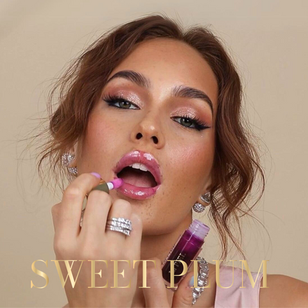 La PIEL Juicy Lips Sweet Plum Lip Oil Ridokosa Model Nanosenje